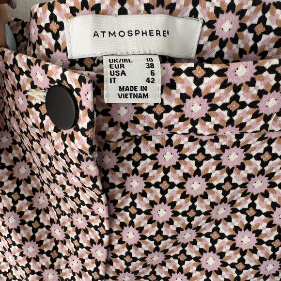 Atmosphere print pants, women’s size 6 - Picture 2 of 7